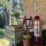 Zarevo Glamping *